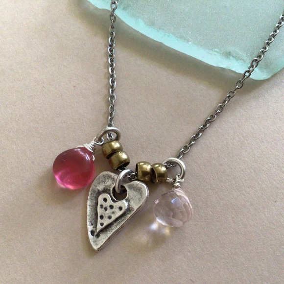 Hand Crafted Jewelry - New Sundance Charm Heart Necklace